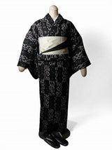 着物レンタル春秋冬用レディース袷小紋セット「Mサイズ」黒・小桜の画像の2