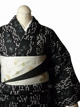着物レンタル春秋冬用レディース袷小紋セット「Mサイズ」黒・小桜の画像