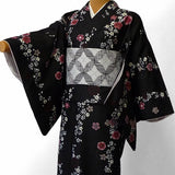 着物レンタル春秋冬用レディース袷小紋セット「Mサイズ」黒・桜・モノトーンの画像